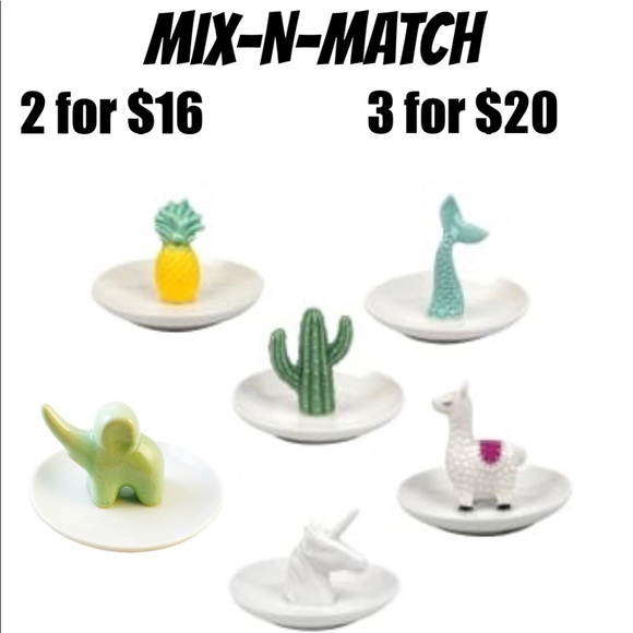 Decorative Ceramic Llama Ring Tray - Picture 2 of 3